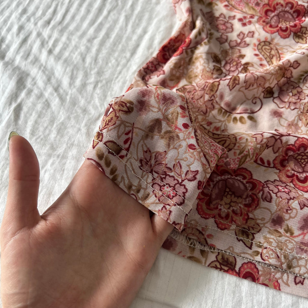 Floral mesh top M